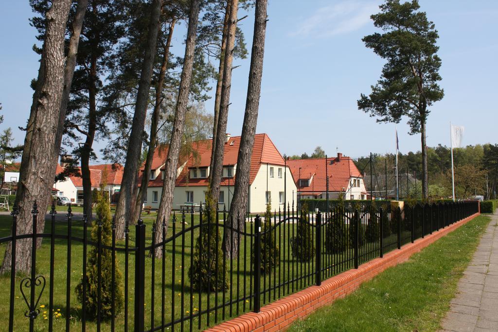 Osrodek Wypoczynkowy Merkury Mrzeżyno Exteriér fotografie